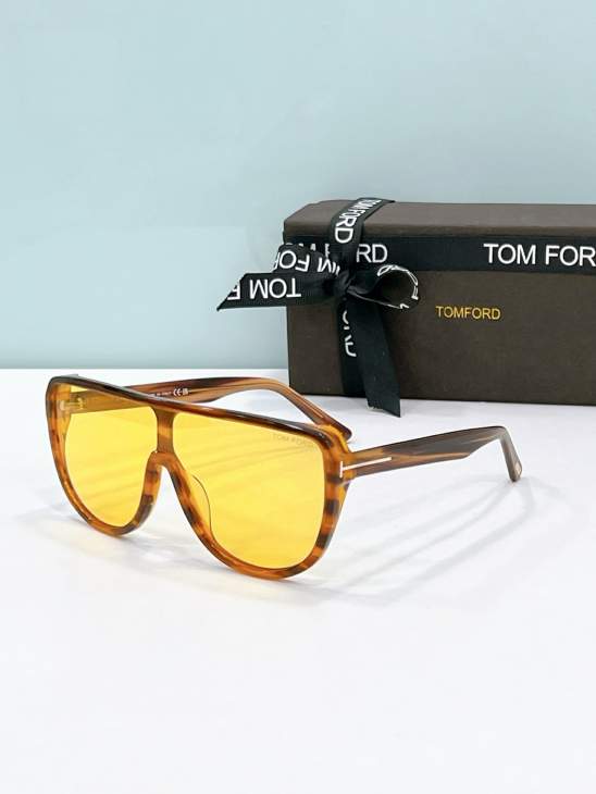 Picture of Tom Ford Sunglasses _SKUfw76009241fw